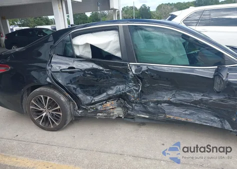 2019 Toyota Camry Se z USA, uszkodzony, nr VIN 4T1B11HK1KU725504